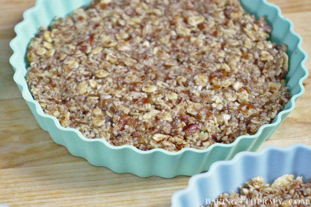 mini almond oat crust